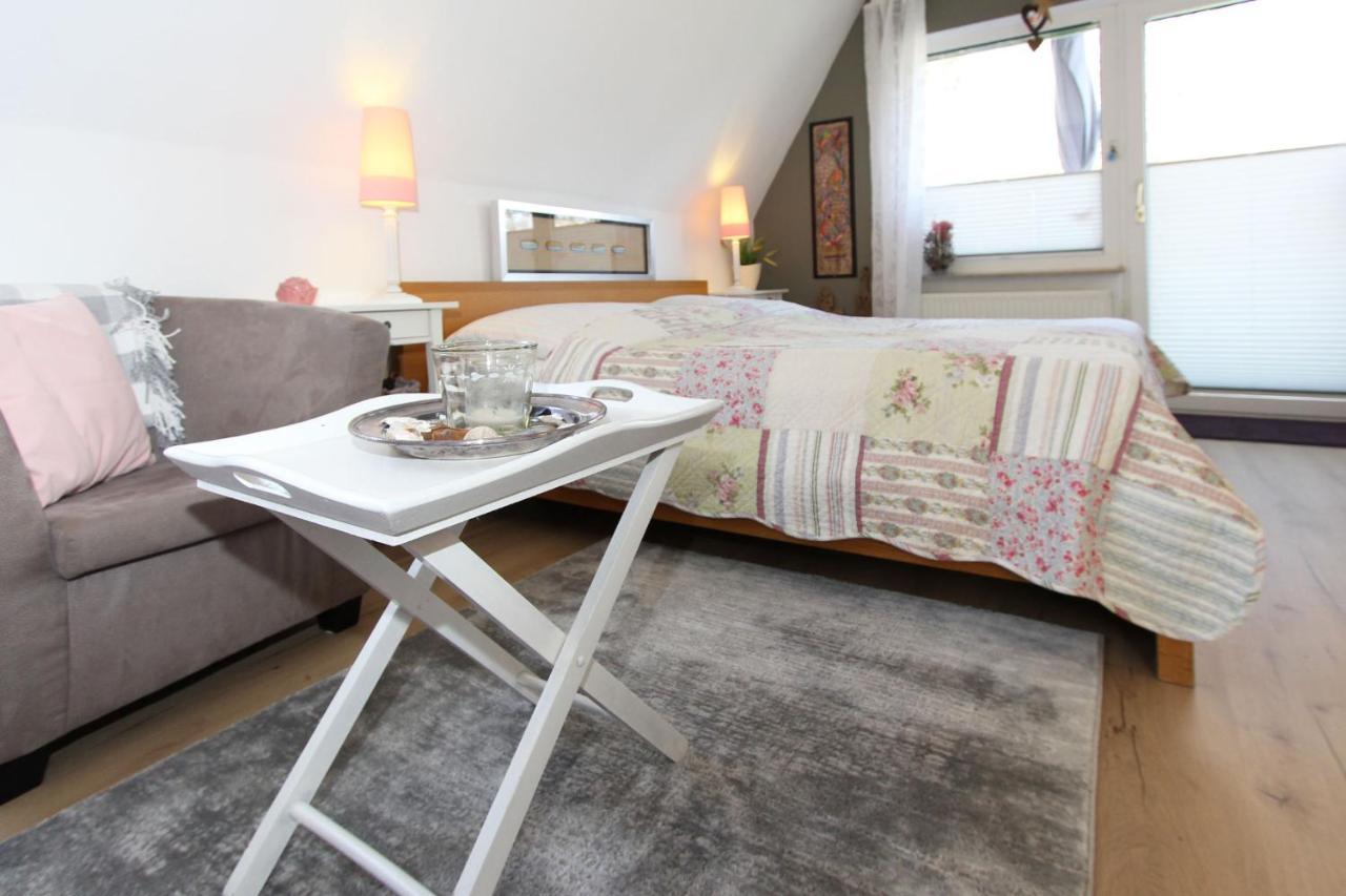 Ferienwohnung Am Waldesrand Prerow Exterior foto